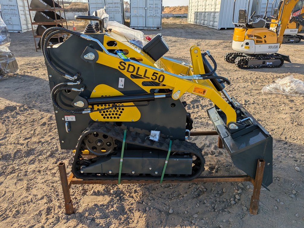 2025 SDLANCH Skid Steer Loader, Model SDLL50, Unused