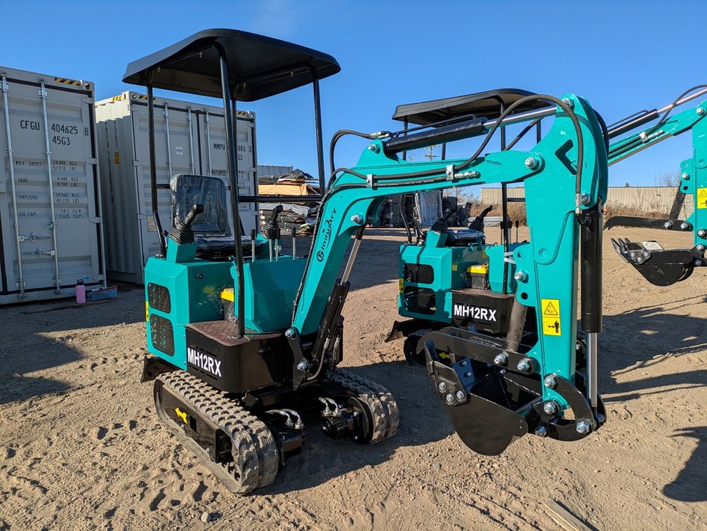 2025 CFG Mini Excavator, Model MH12RX, Unused