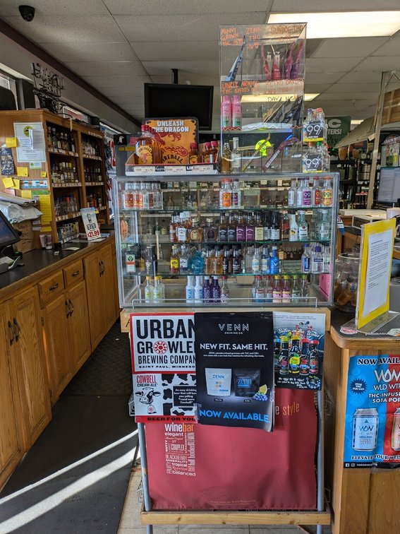 Clear Plastic Retail Display Shelves