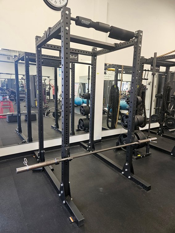 Body-Solid Squar Rack, 1 Set of J Hooks, PLATES/BARS NOT INCLUDED