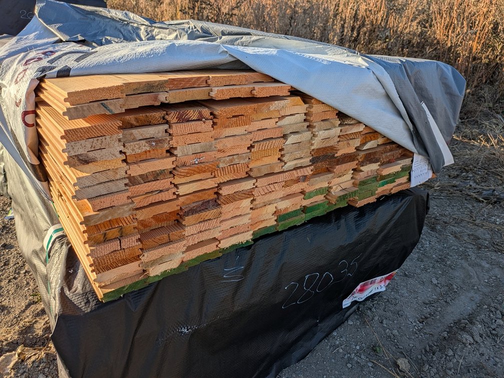 Douglas Fir 1"x4" D&M Flooring KD Outs, 1753 Linear Feet, 456 Sq. Ft., 6' to 10' Lengths