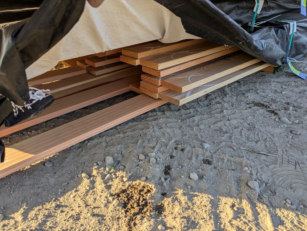 Douglas Fir 1"x4" S4SEE KD Outs, 823 Linear Feet, 6' to 10' Lengths