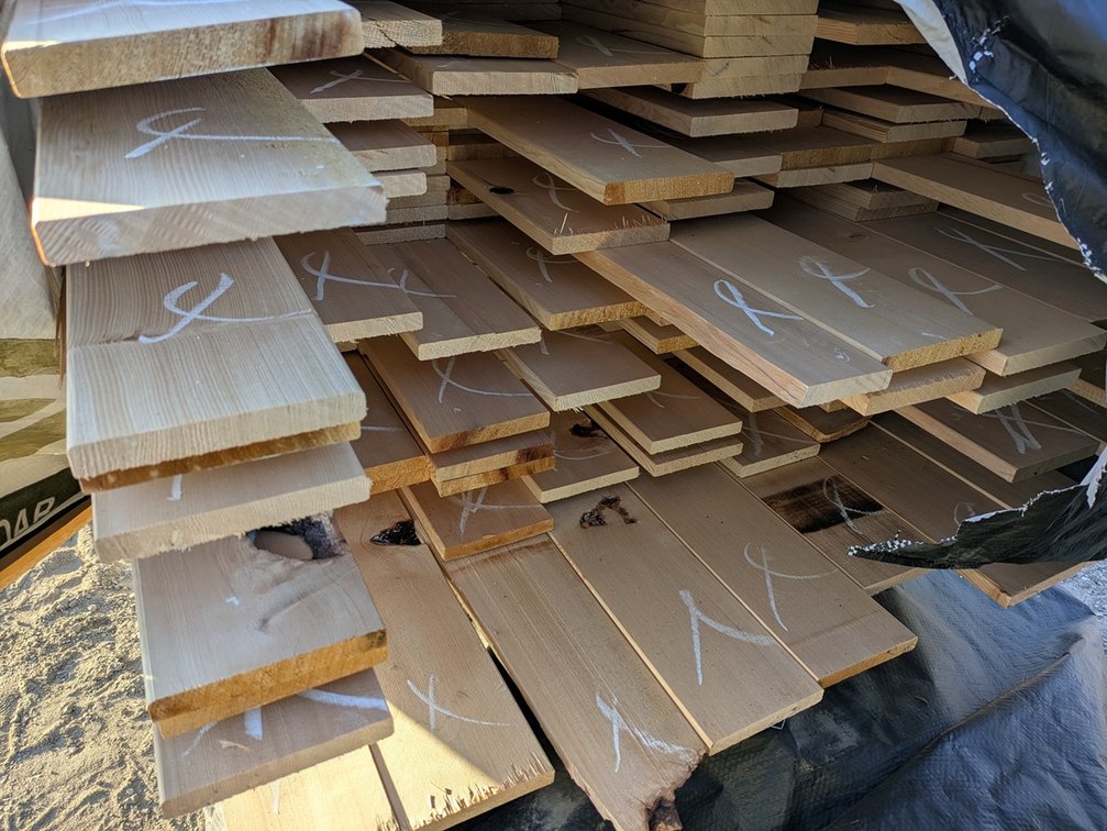 Hemlock 1"x6" S4SEE KD Outs, 916 Linear Feet, 3' to 5' Lengths