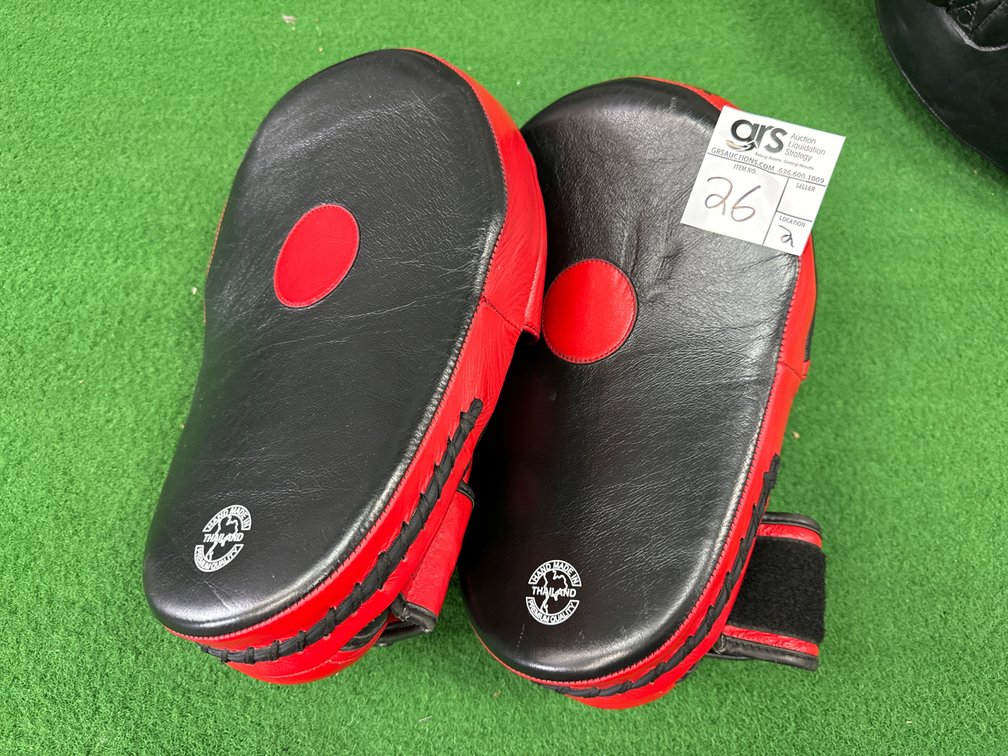(2) CRNR Boxing Pads