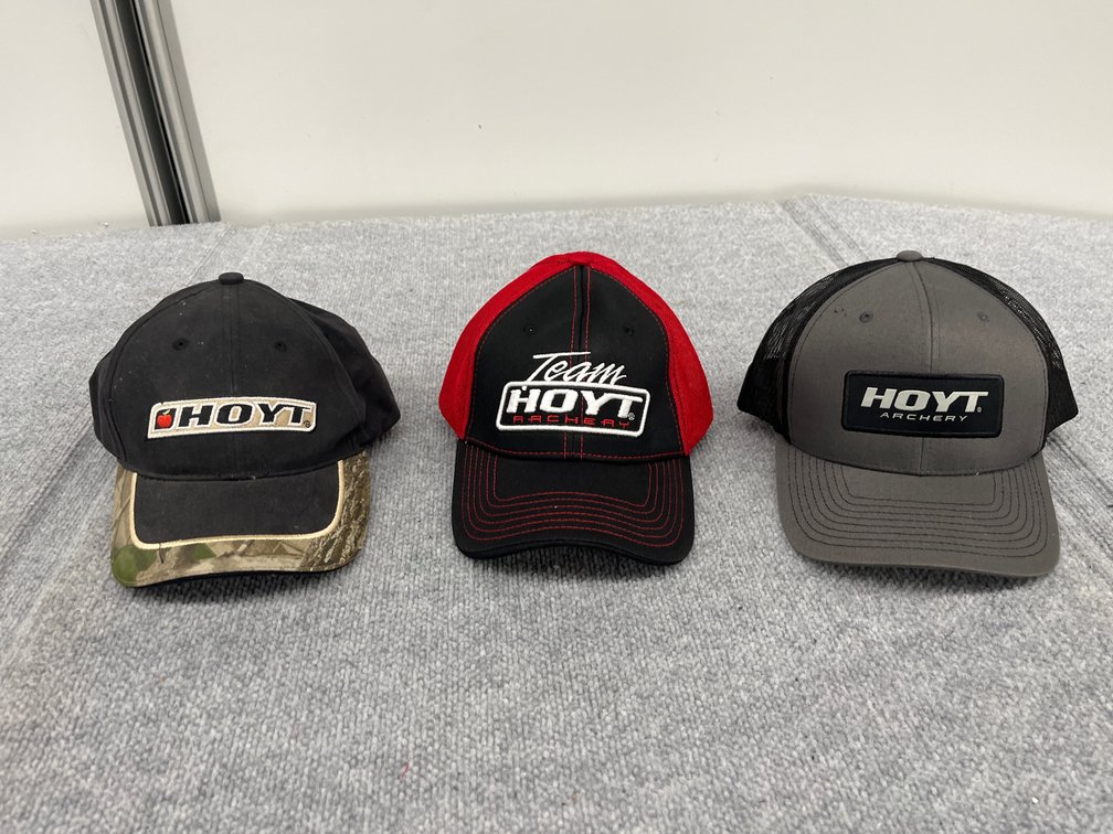 (3) Hats