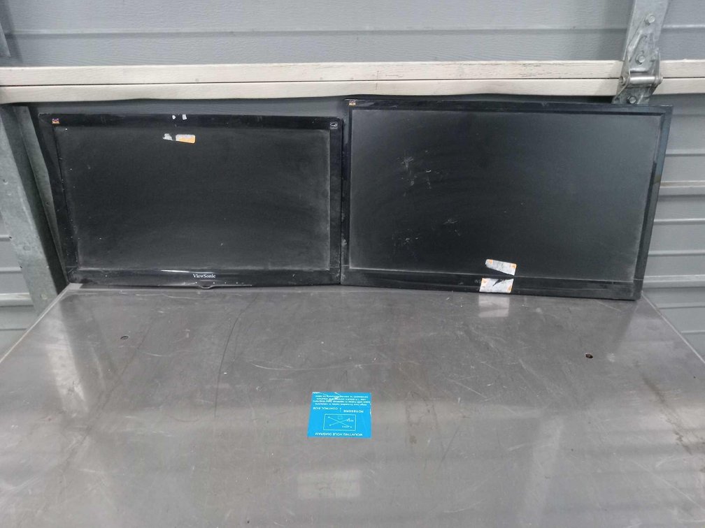 ViewSonic 18" Monitors