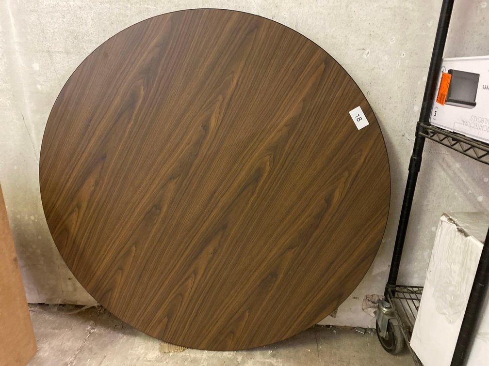 Round Table