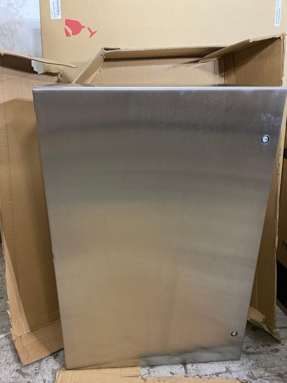 Metallic Wall-Mount Type Enclosure