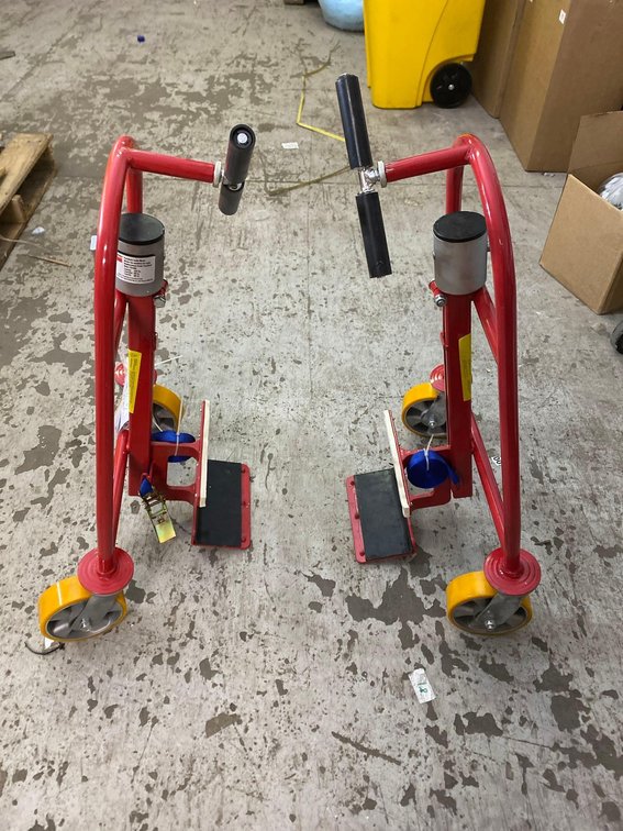 600 kg. Mechanical-Lift Machinery & Equipment Mover with Middle Noseplates PK2