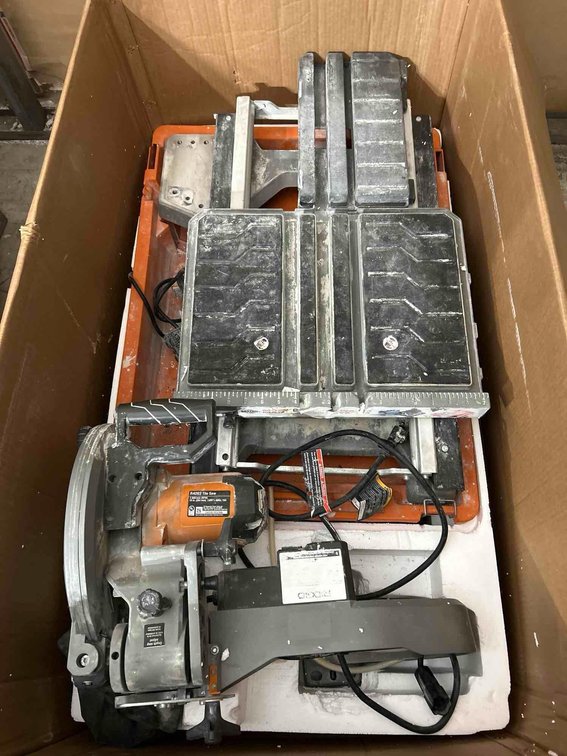 15A Wet Tile Saw with Portable Stand