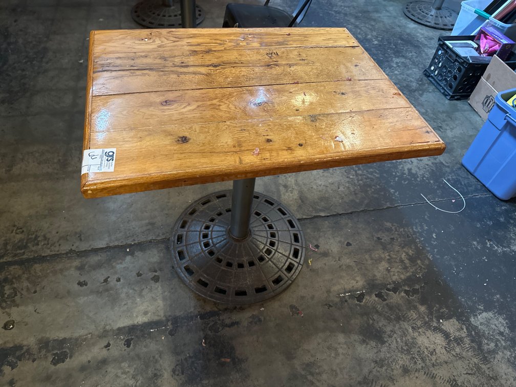 Dining Tables with Steel Cast