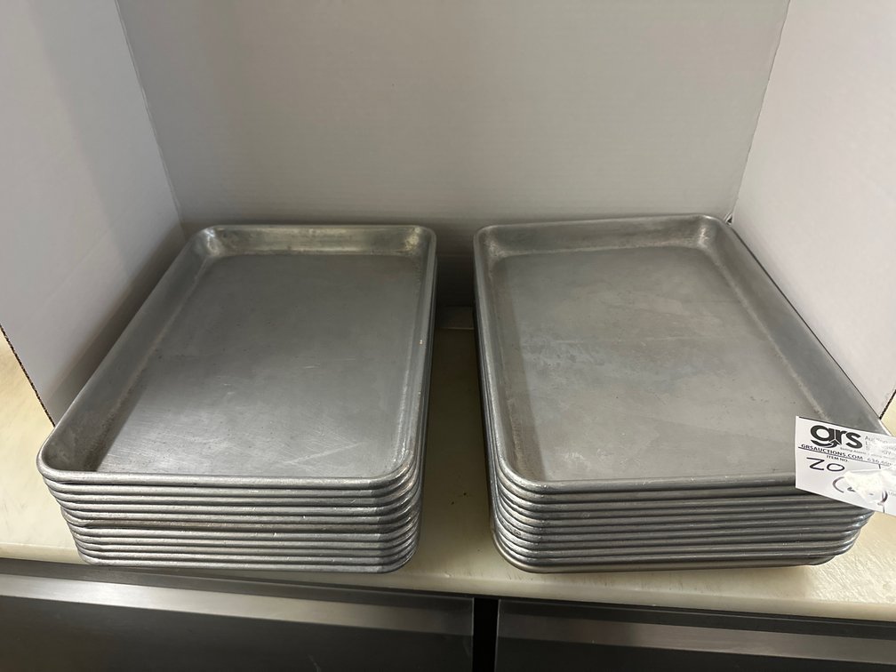 (22) Quarter Sized Baking Pans