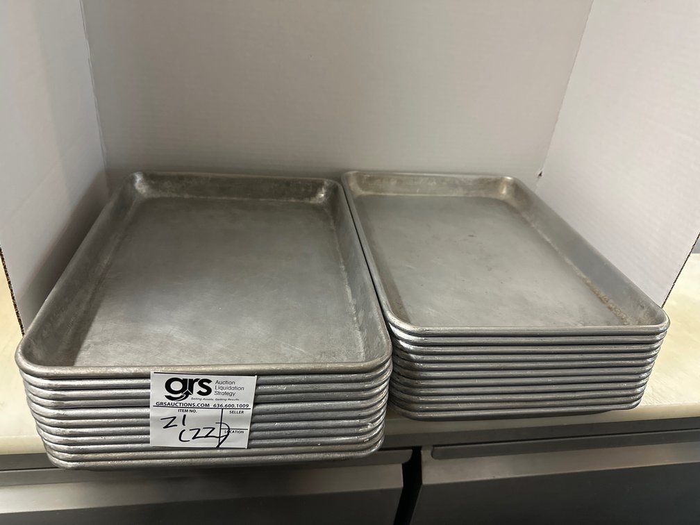 (22) Quarter Sized Baking Pans
