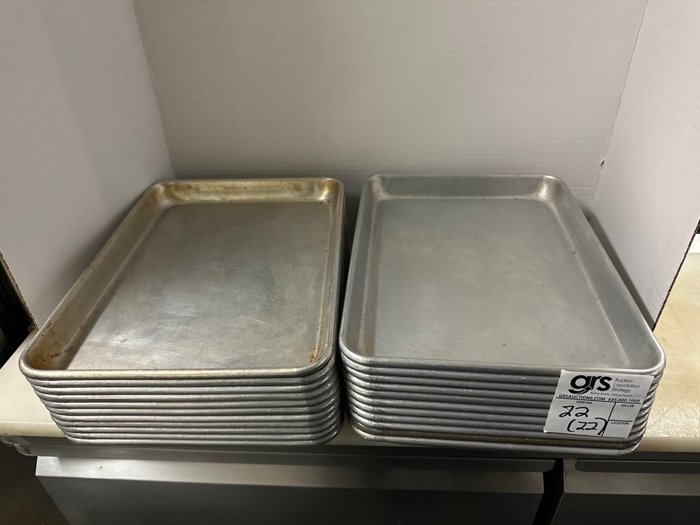 (22) Quarter Sized Baking Pans