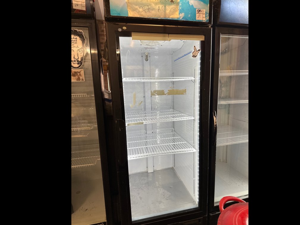 Glass Merchandiser Upright Display Cooler