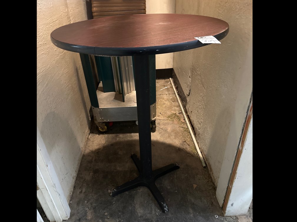 Laminate Bar Height Table
