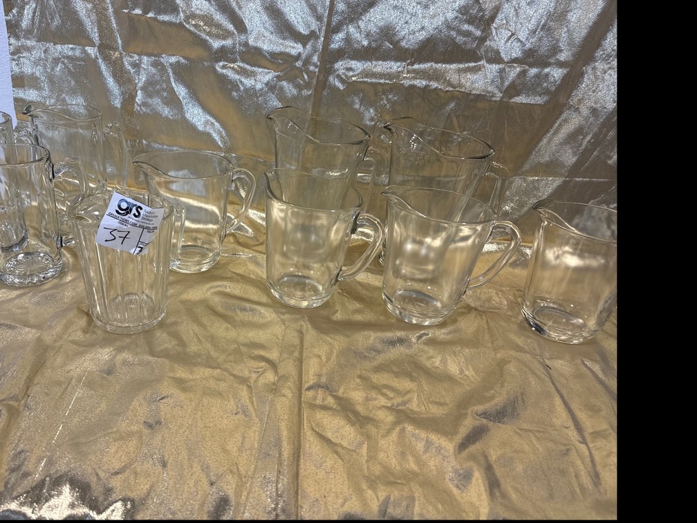 (12) Clear Glasses Pitcher