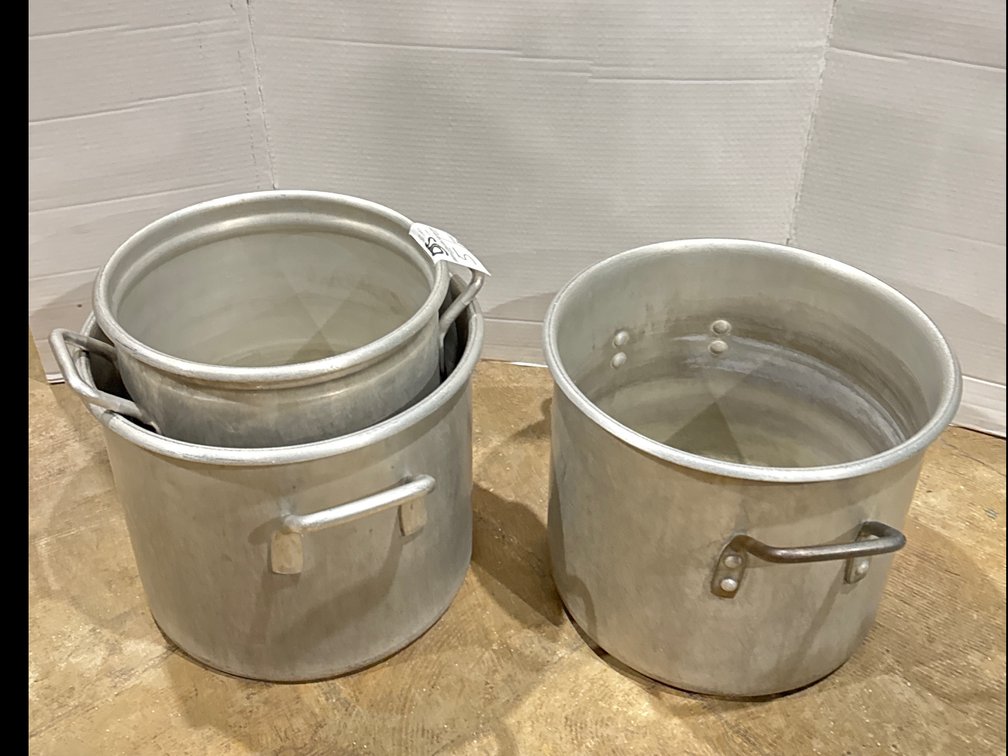 (3) Stock Pots Assorted Sizes