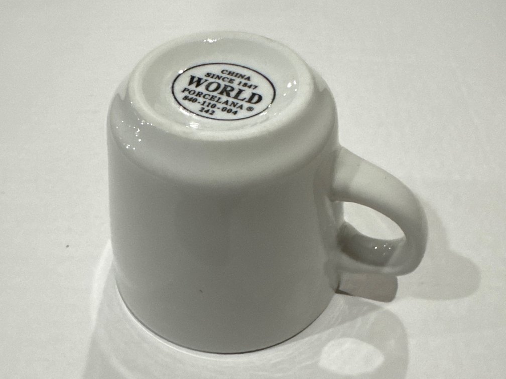 (180) World Porcelain Coffee Cups