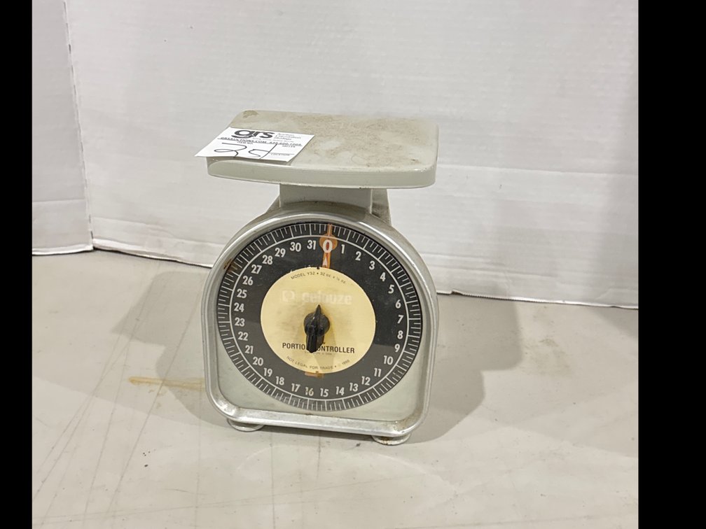 Pelouze 32 oz. Scale
