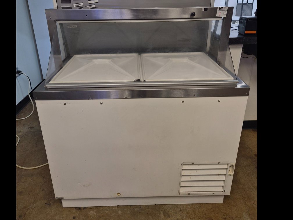 True Ice Cream Dipping Freezer Cabinet