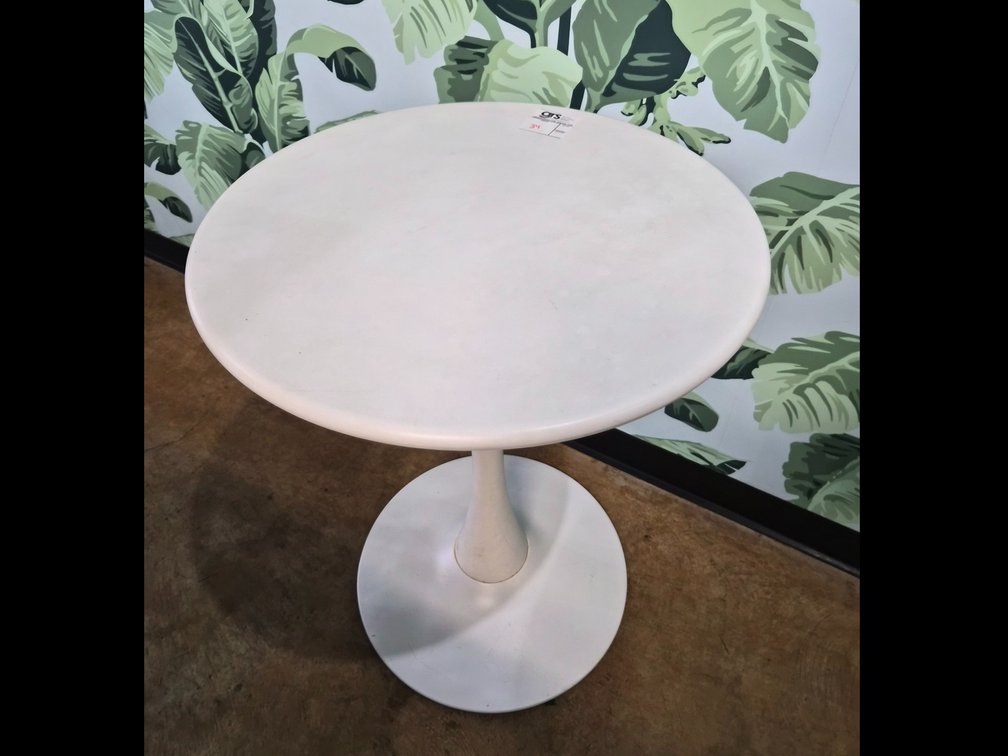 Round Table