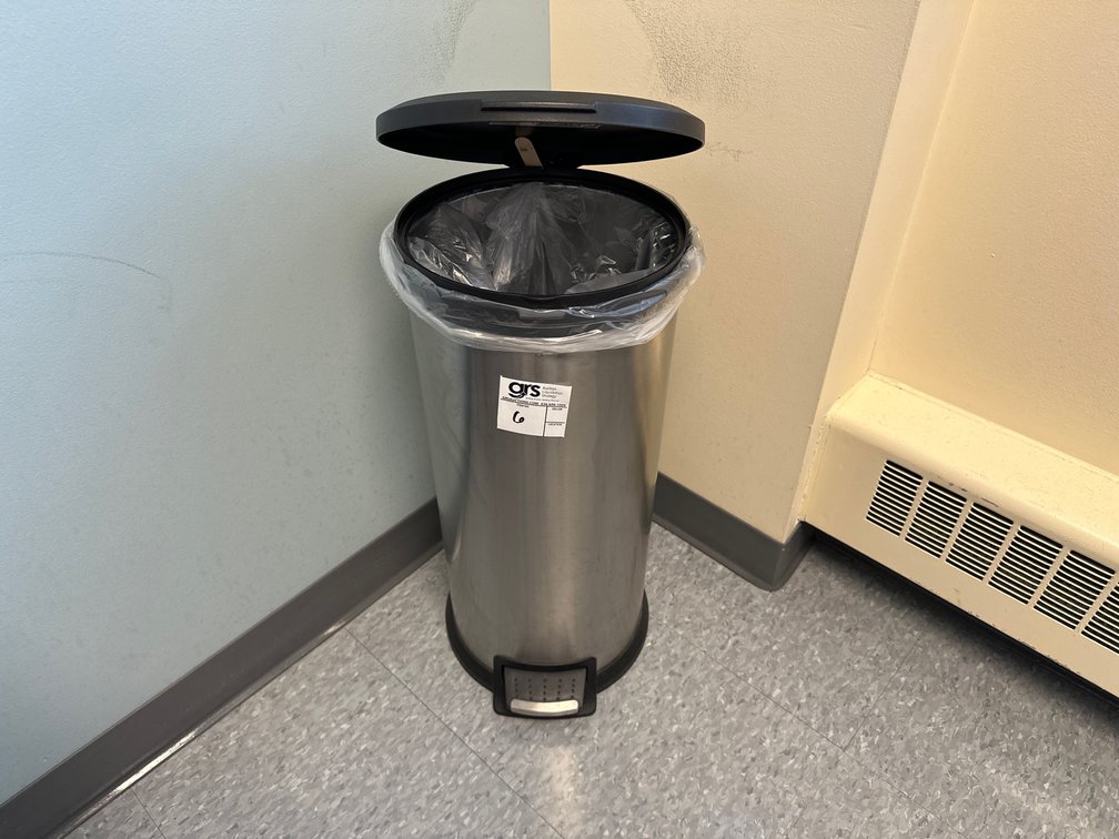 Step Pedal Trash Bin