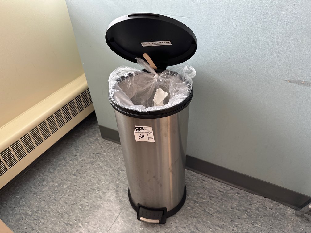 Step Pedal Trash Bin
