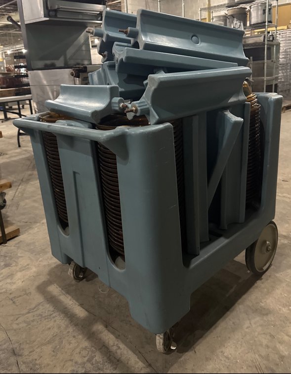 Plastic Cart With Cambro Plastics Dish Covers
