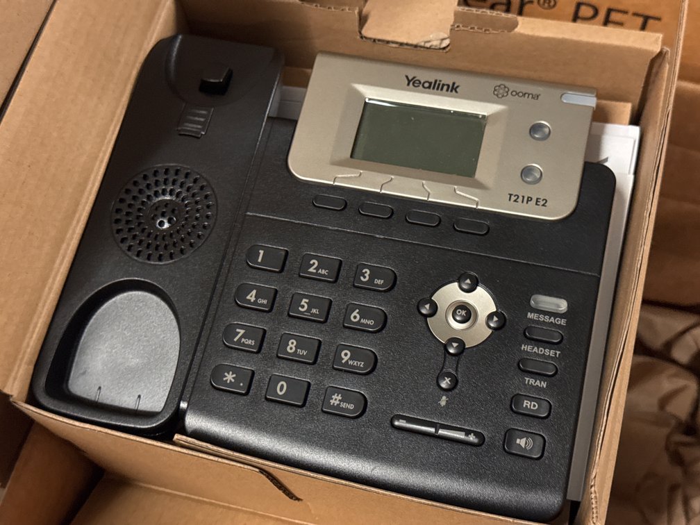 (5) Yealink Phones