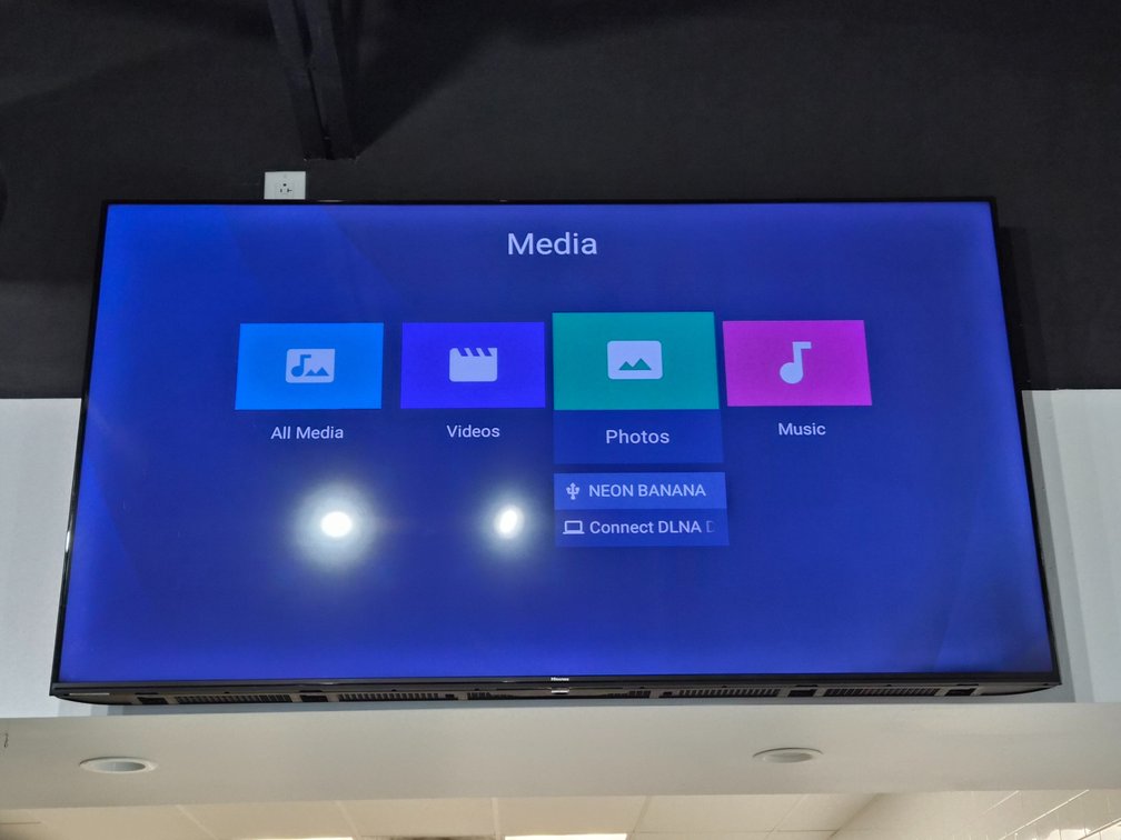 Hisense TV 65"
