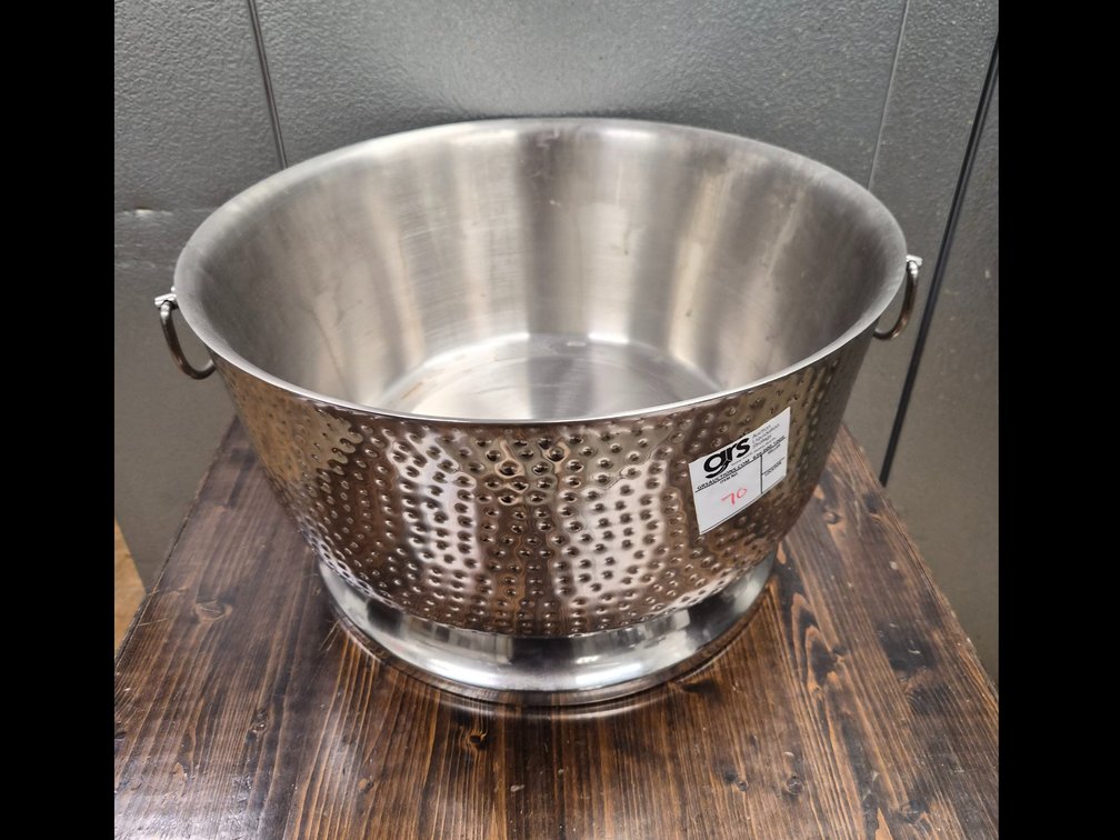 Hammered Beverage Tub