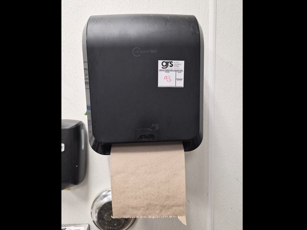 Paper Towel Dispenser
