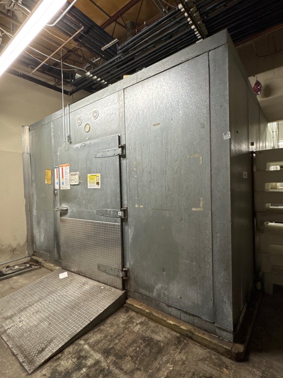 Yorke Walk-In Freezer With Flooring