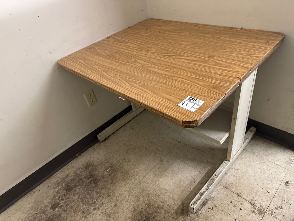 Laminate Desk