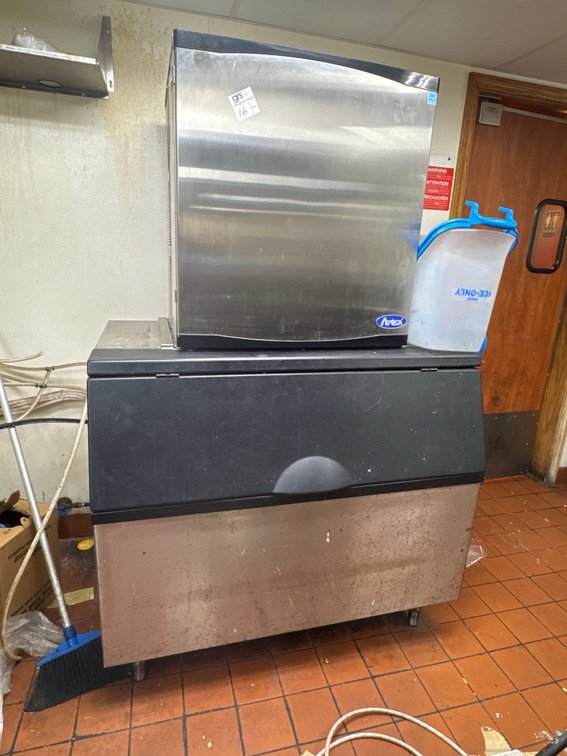Ice Head and Bin