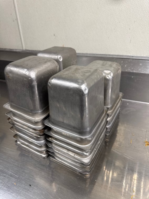 1/6 Food Pans Stainless (25) 6"d