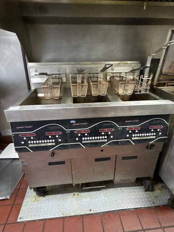 Image for Former Wendy's Commerical Kitchen - Palmyra MO