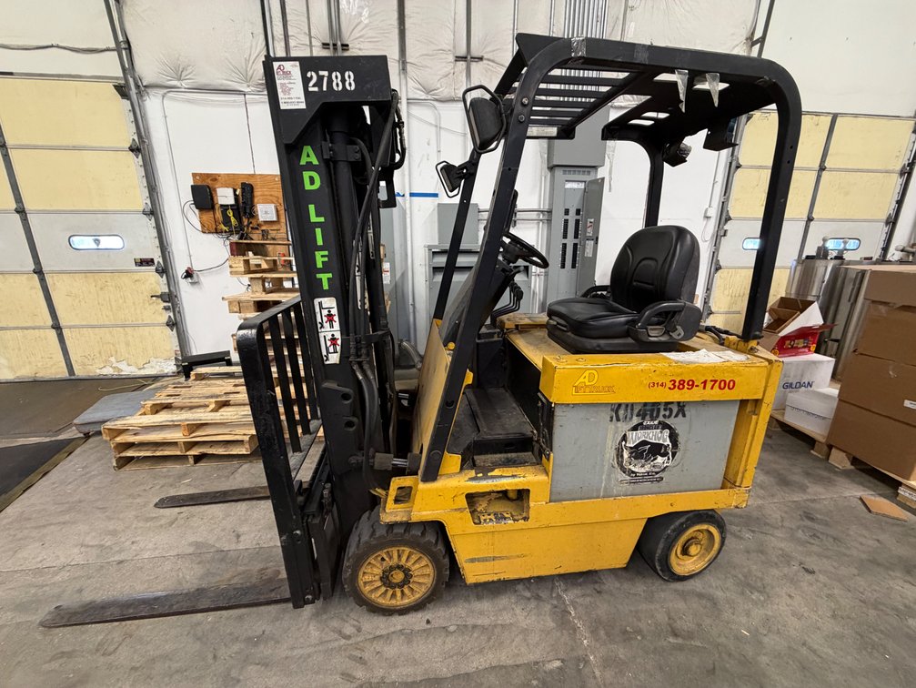 Image for BREEVES Print Shop Moving Sale - Fork Lift, Worktables & Shelving