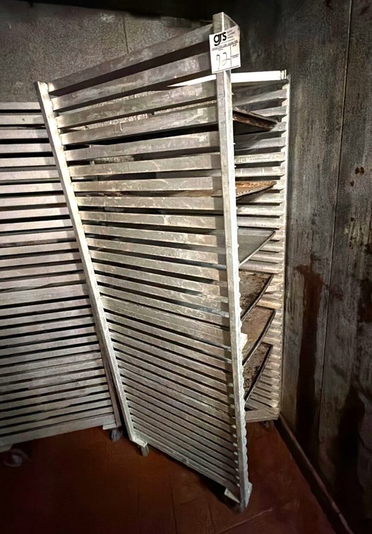 Pan Racks Mobile