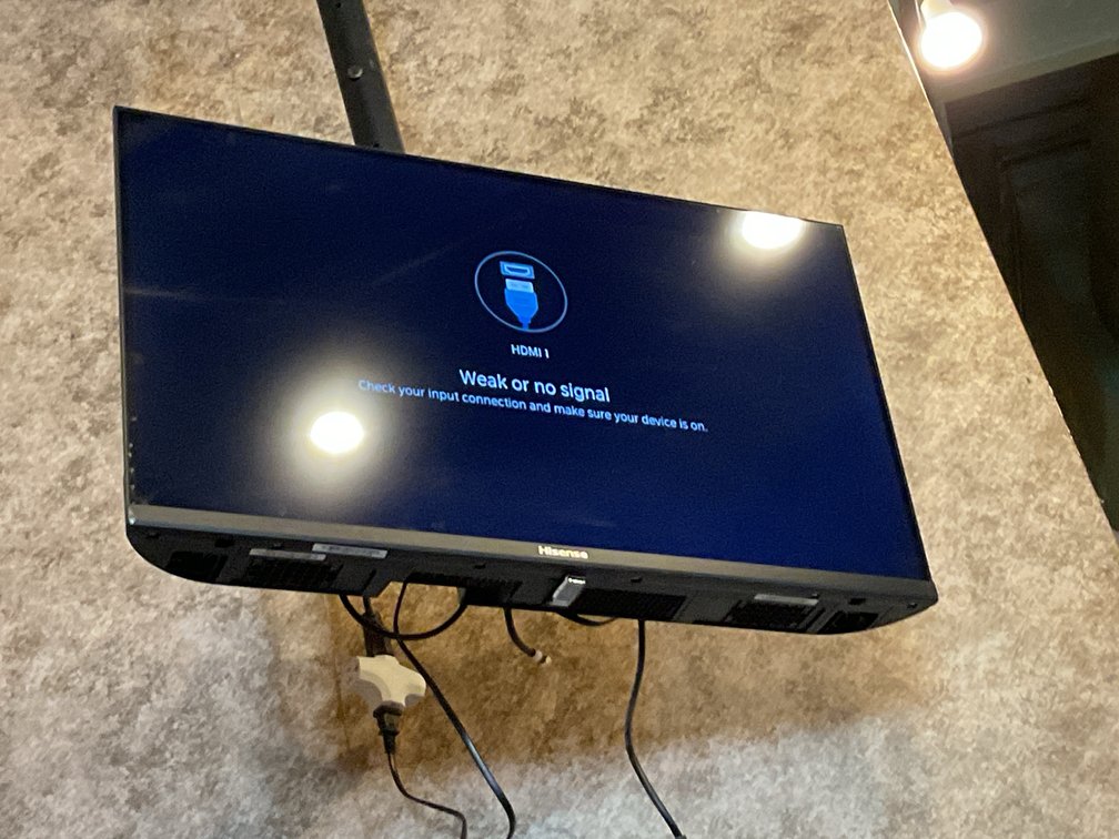 Hisense 32” Flat Screen Television