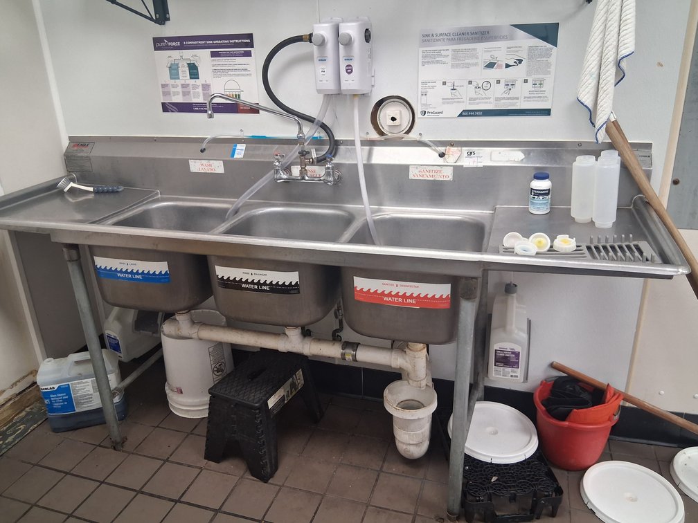3 Compartment Sink