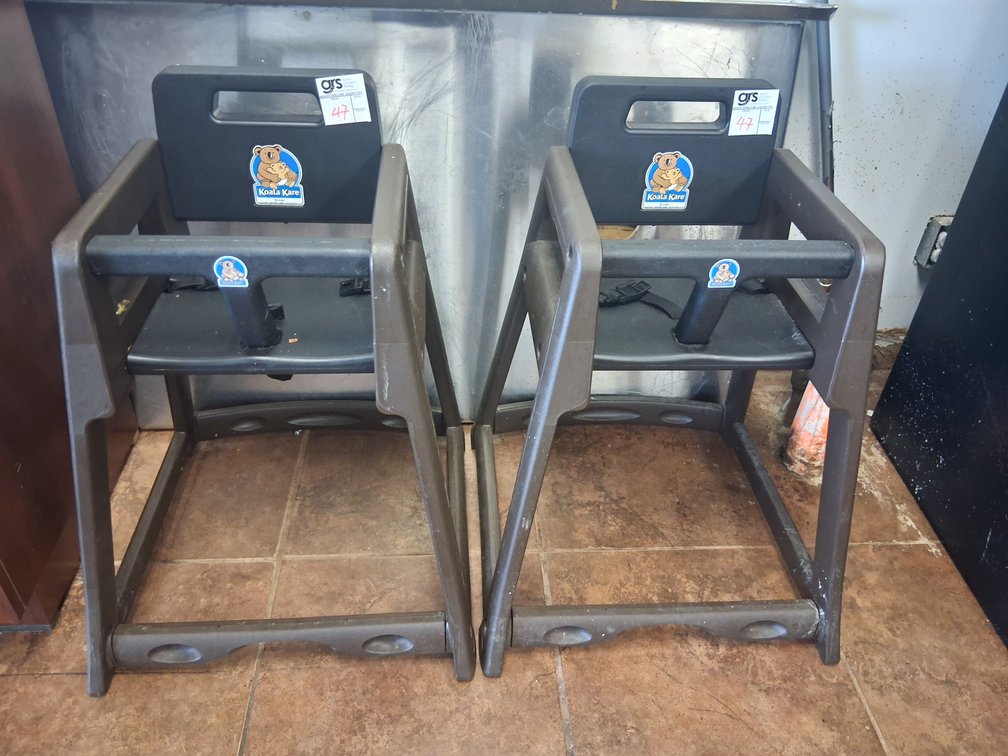 2 High Chairs