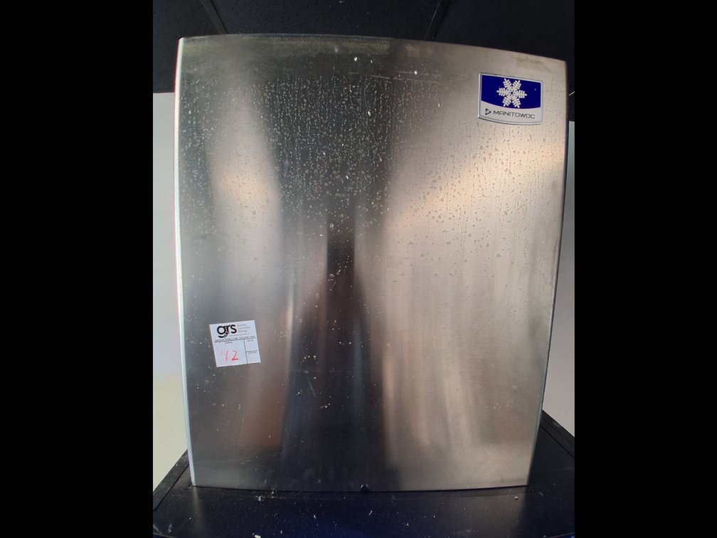 Manitowoc Commercial Flake Ice Machine