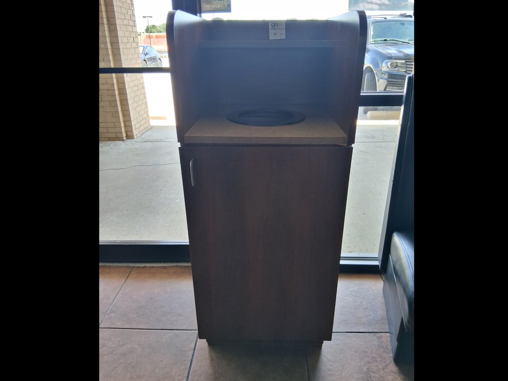 Trash Bin Cabinet