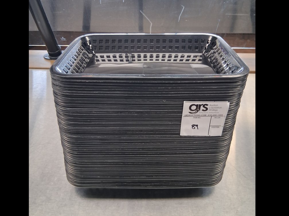 Plastic Platter Baskets