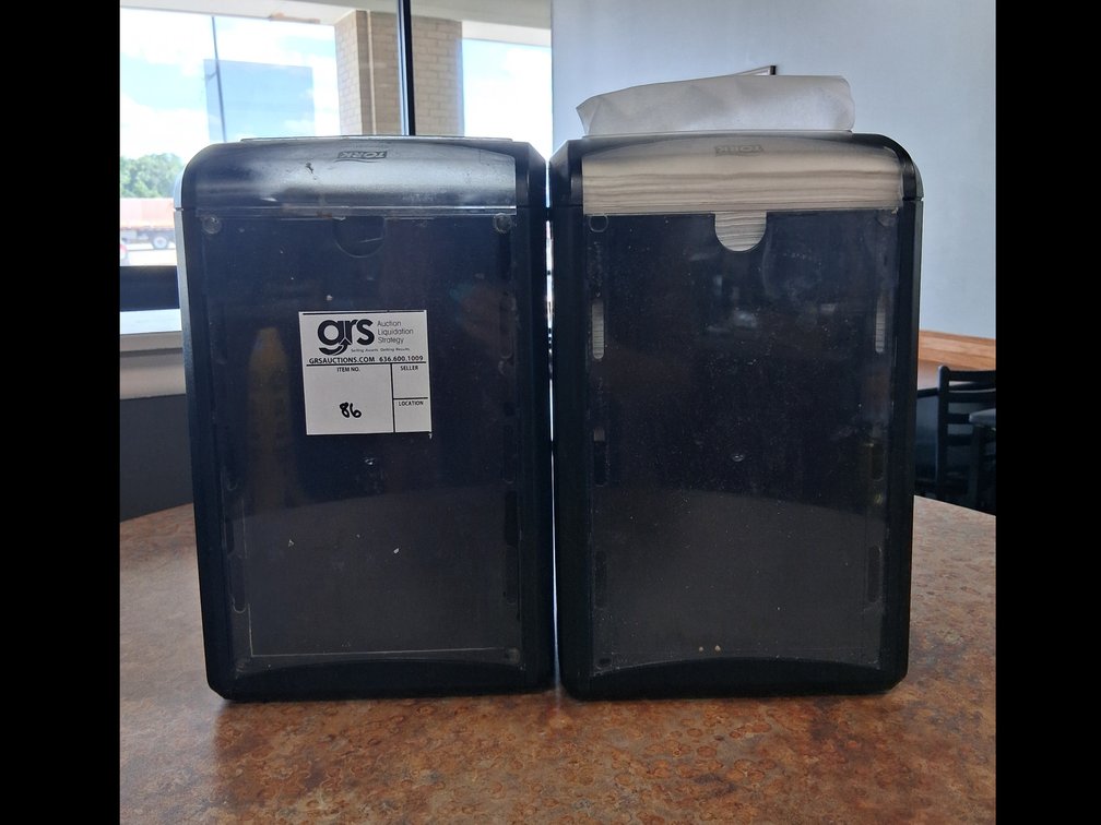 2 Napkin Dispensers