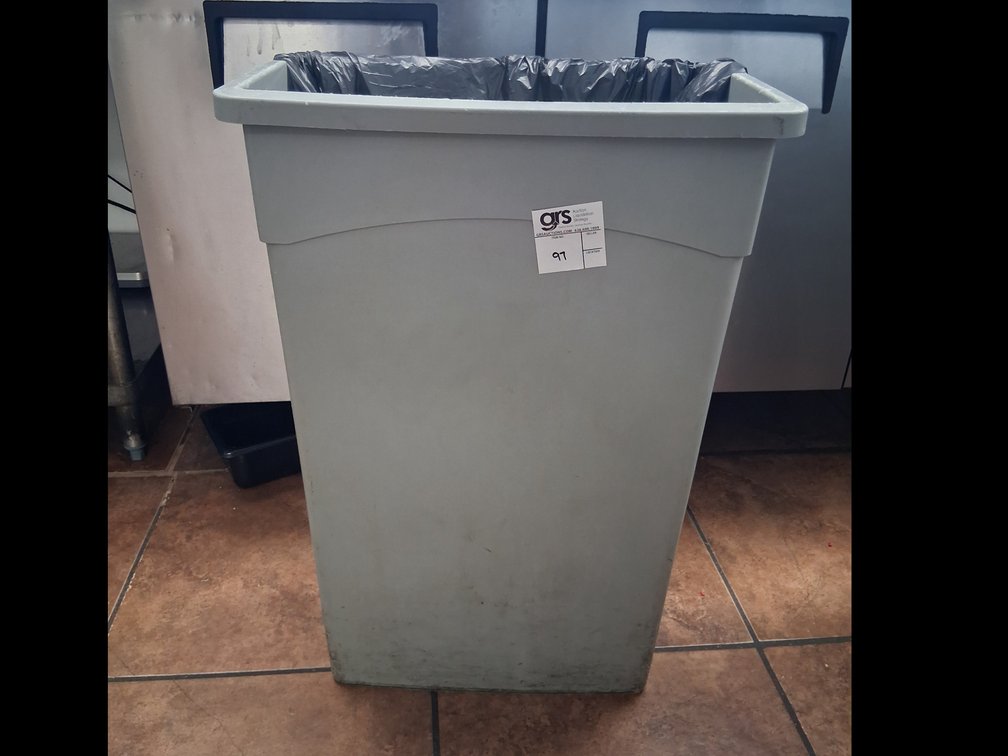 Trash Bin