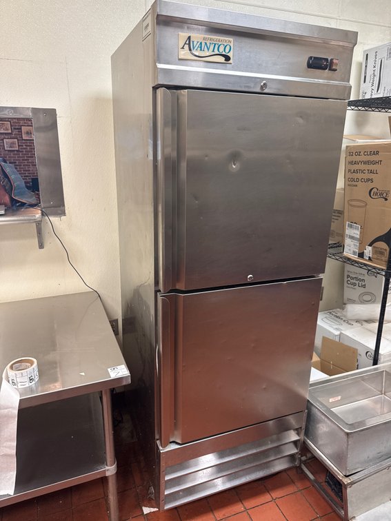 Avantco Half-Door Commercial Reach-In Refrigerator