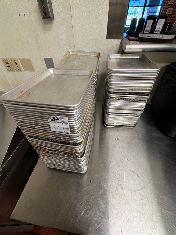 Sheet Pans Quarter Size (Approx 135)